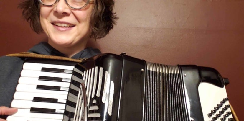 Share some music with accordion jam sessions